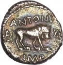 Quinarius - Fulvia (III•VIR R•P•C / ANTONI A XLI IMP; Lugdunum mint)