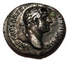 Denarius - Hadrianus (P M TR P COS III, Roma seated left with shield, obverse right)