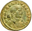 Follis - Decentius (VICTORIAE DD NN AVG ET CAES)